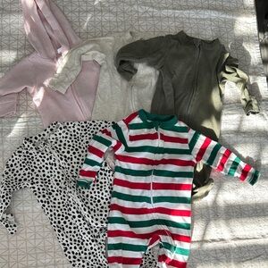Lot of 5 Old Navy Striped and Solid Kids Footies Set